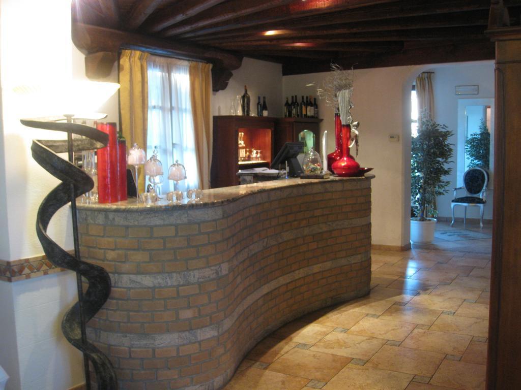 Albergo Giardino Sannazzaro de' Burgondi Exteriér fotografie